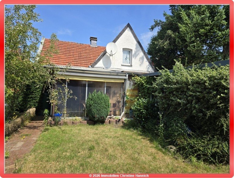 Garten mit Blick zum Haus Greven - Greven Einfamilienhaus VERKAUFT! Gem�tliches freistehendes Einfamilienhaus in zentrumsnaher Lage von Greven ++
