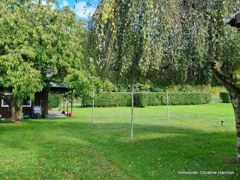 Blick in den Garten Einfamilienhaus Osnabr�ck