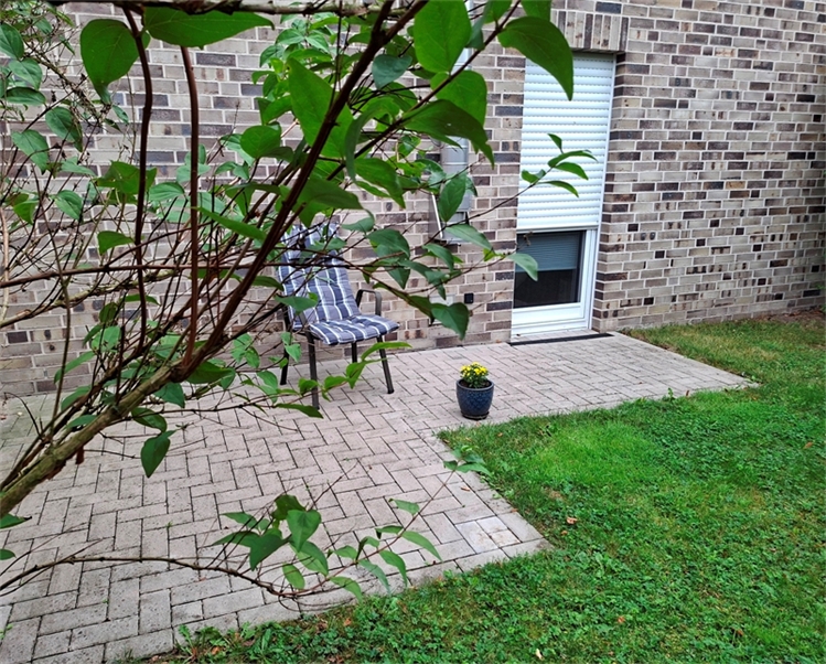 Zweite Terrasse Nord-Ost-Seite Einfamilienhaus Lengerich