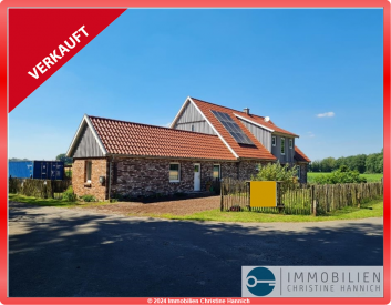 Hauptbild VERKAUFT! Exklusives Bauernhaus im Außenbereich von Rieste: Modernes Wohnen in idyllischer Lage
