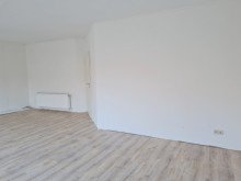 Ebenfalls Wohn- Essbereich VERKAUFT! Charmantes modernisiertes Reihenmittelhaus in sch�ner Siedlungslage im Bieterverfahren