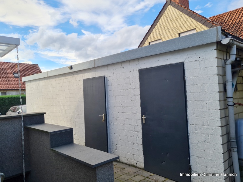 Seiteneing�nge Garage und Ger� Einfamilienhaus Osnabr�ck