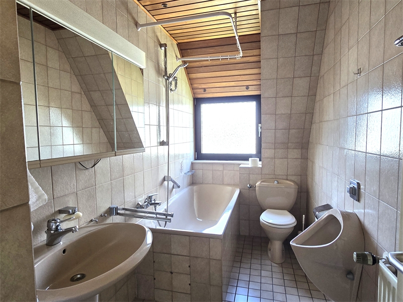 DG - Badezimmer Einfamilienhaus Lotte