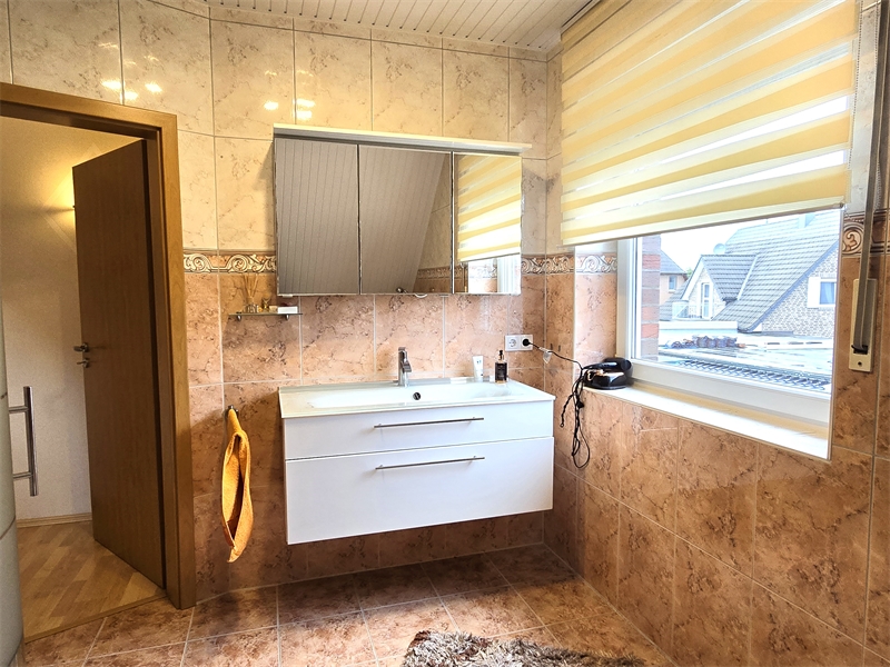Badezimmer mit Fu�bodenheizung Einfamilienhaus Lotte