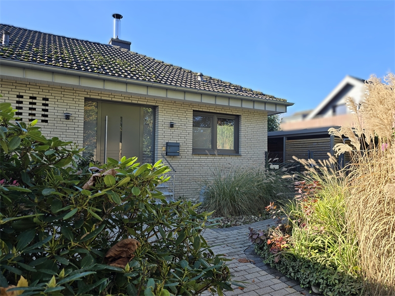 Stra�enseitig Einfamilienhaus Bad Iburg