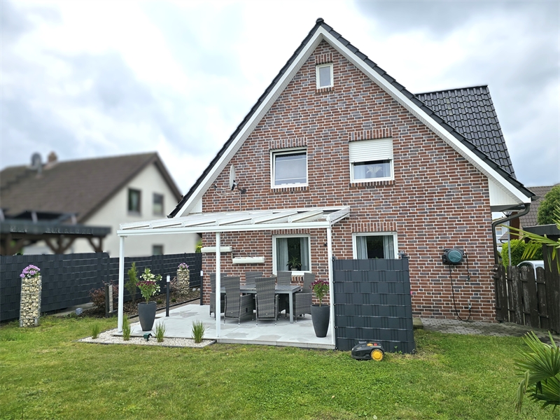 Blick vom Garten zum Haus Einfamilienhaus Westerkappeln